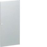 Weiße Tür Volta APV 4-reih. Stahlbl. mit Türschild Hager VA48T